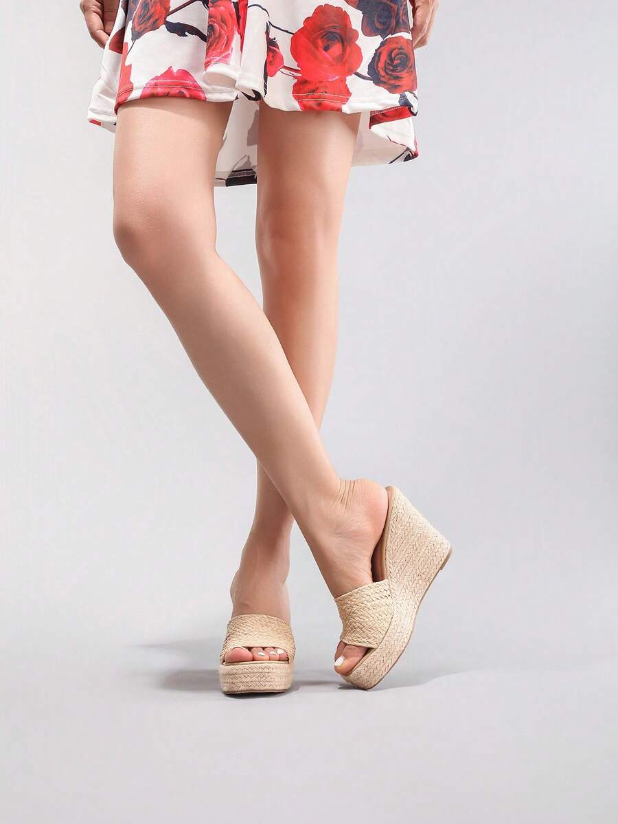 Sandalias de Plataforma con Co - Cork Wedge Sandal reseña y precio