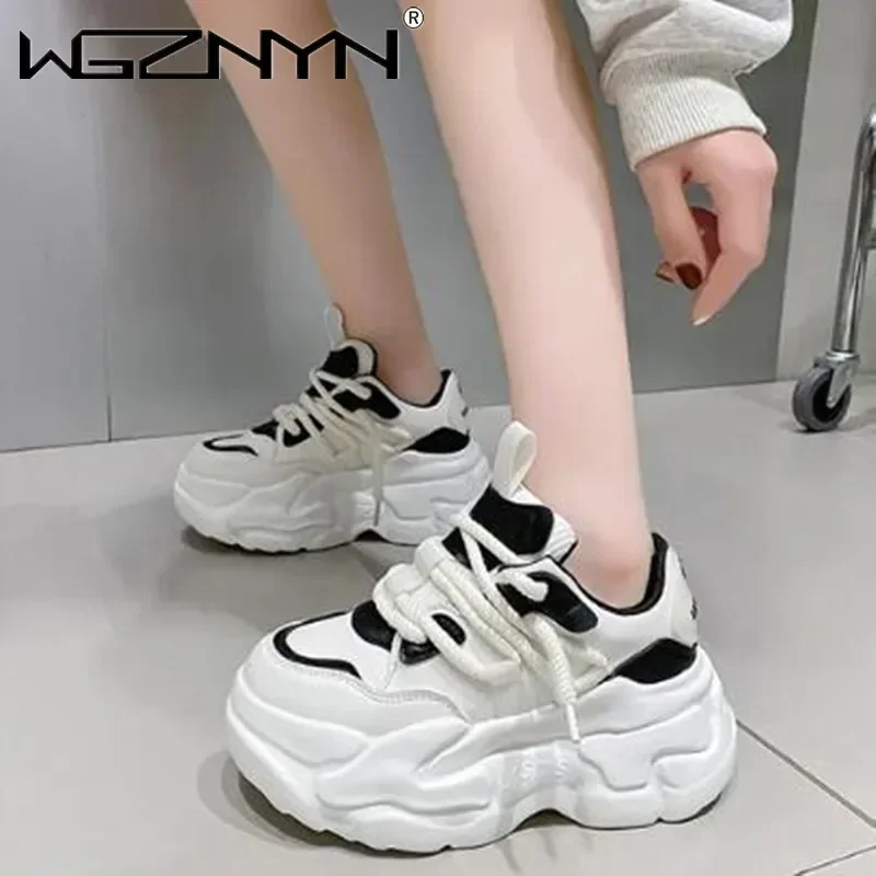 Zapatos de cuero informales co - Wedge Heeled Sneaker reseña y precio