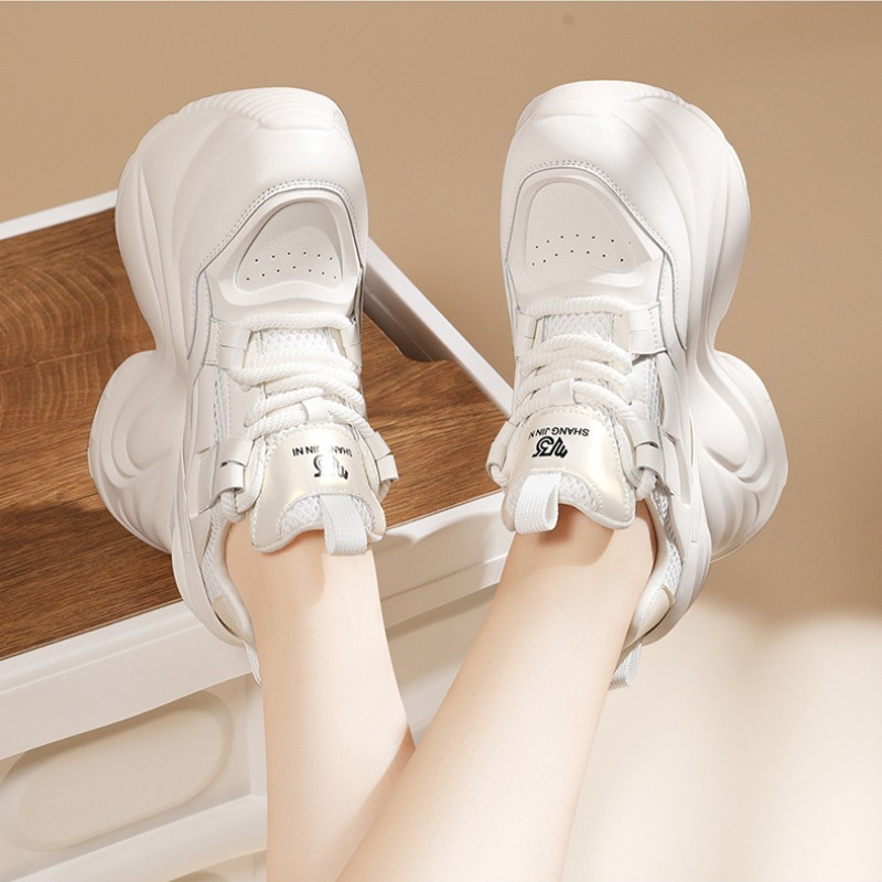 Zapatillas Deportivas Negras c - Wedge Heeled Sneaker reseña y precio