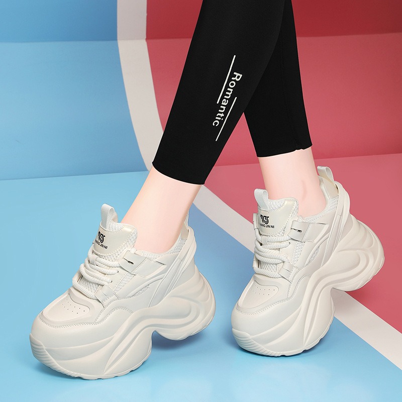 Zapatillas Deportivas Negras c - Wedge Heeled Sneaker reseña y precio