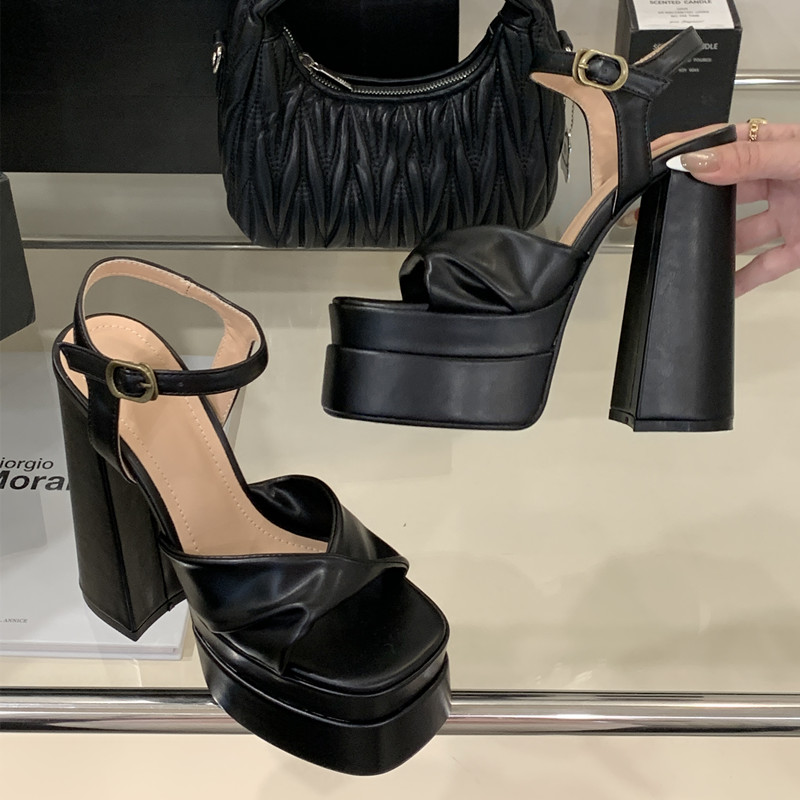 Sandalias de gladiador con pla - Wedge Heeled Sneaker reseña y precio